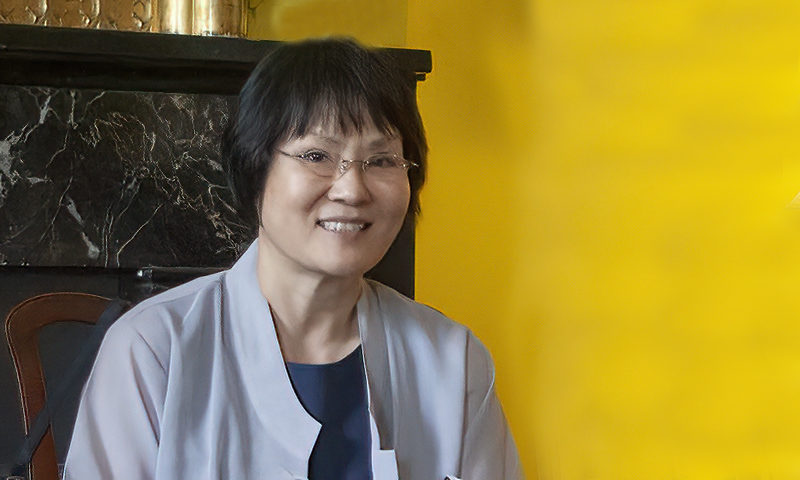 Phillia C Yi